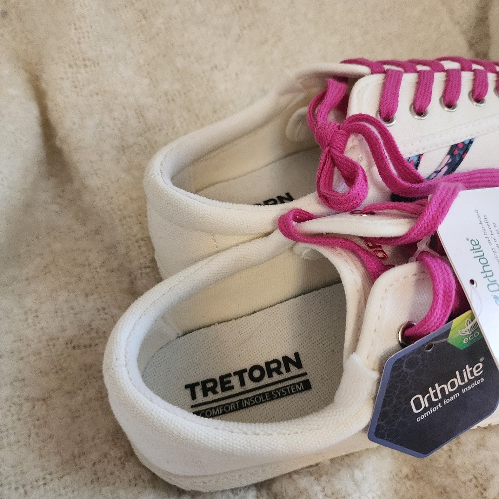 White Sneakers with Pink Laces - Picture 2 of 8